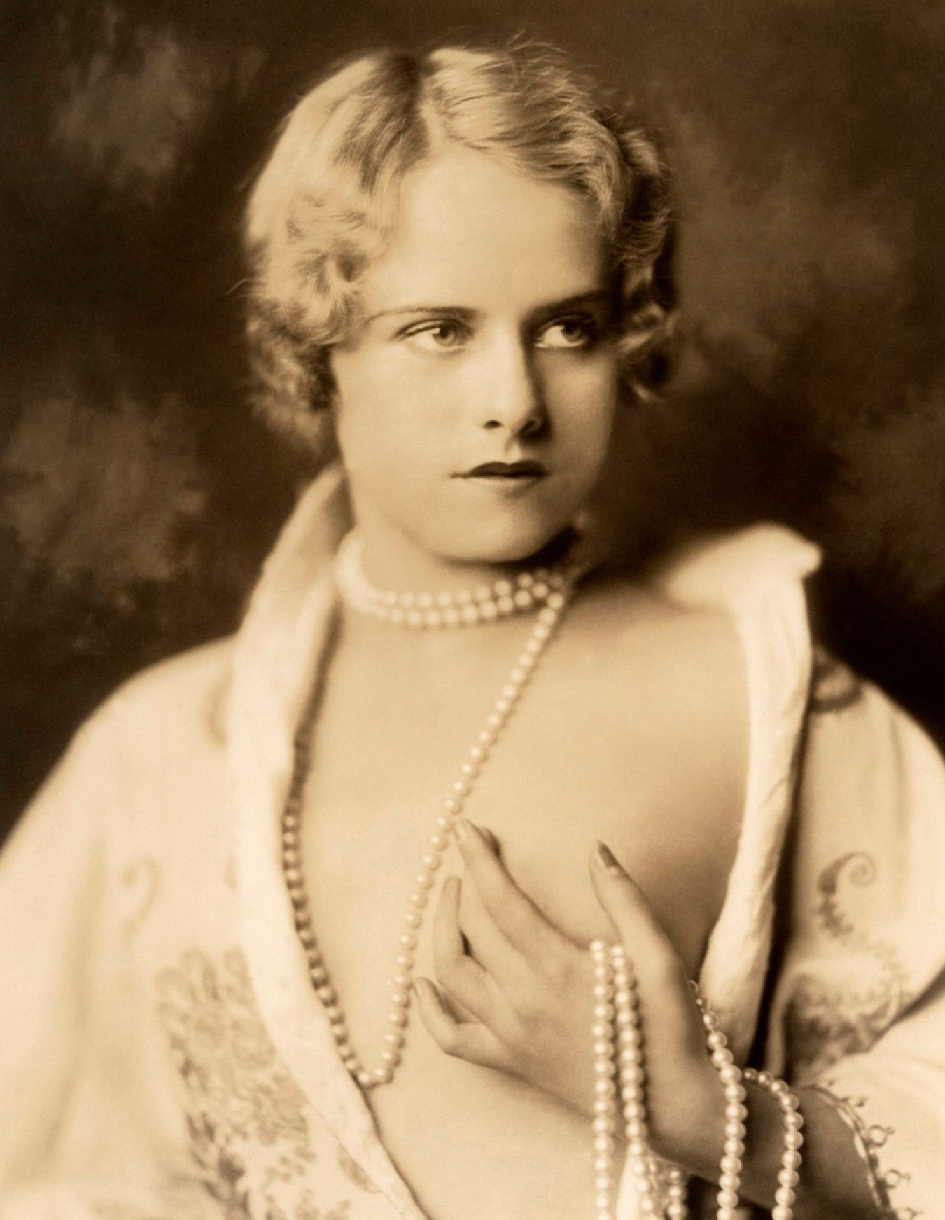 eBook Femme Studies Illustrated Monthly