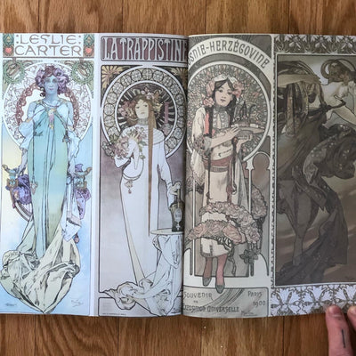 Book Mucha Illustrated Monthly